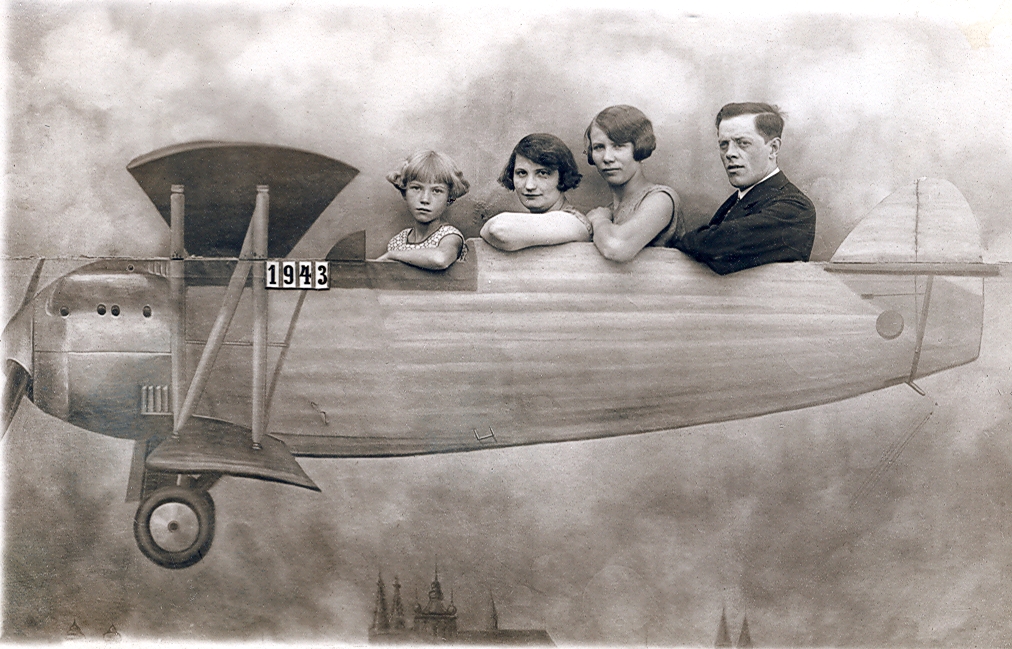 máma, babicka, prababicka, pradeda.jpg